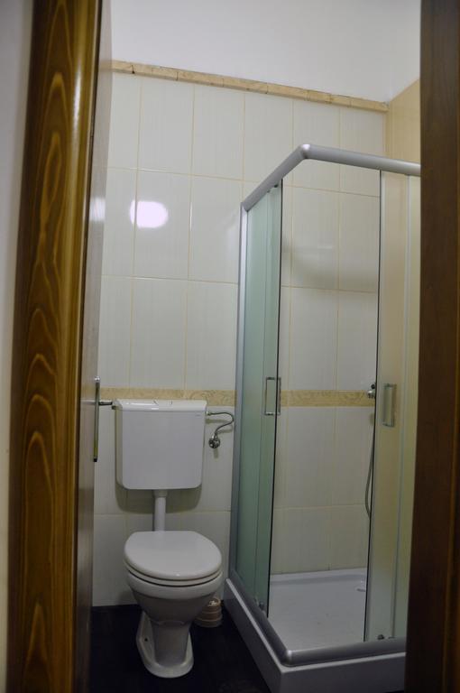 Guest House Anna Caffe Bezdan Exterior photo